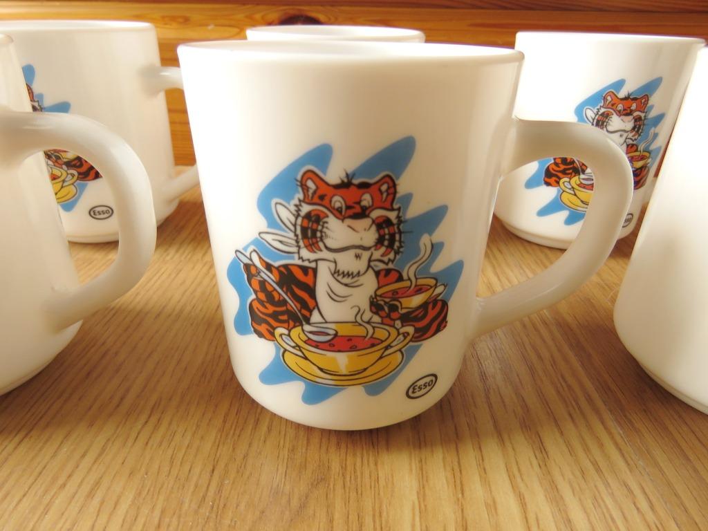 vintage arcopal 10 mug tasses motifs tigre Esso année 80, Huis en Inrichting, Keuken | Servies, Ophalen of Verzenden, Zo goed als nieuw