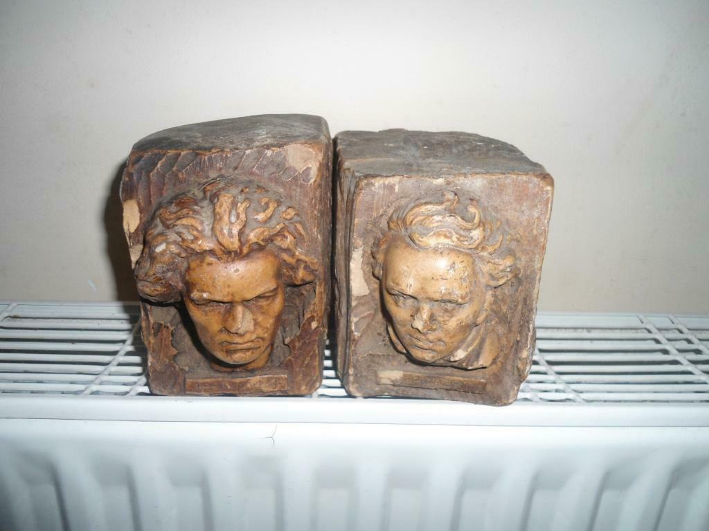 Ancien Serre livres  scultés éffigie Beethoven-Schubert., Antiek en Kunst, Antiek | Boeken en Manuscripten, Ophalen of Verzenden