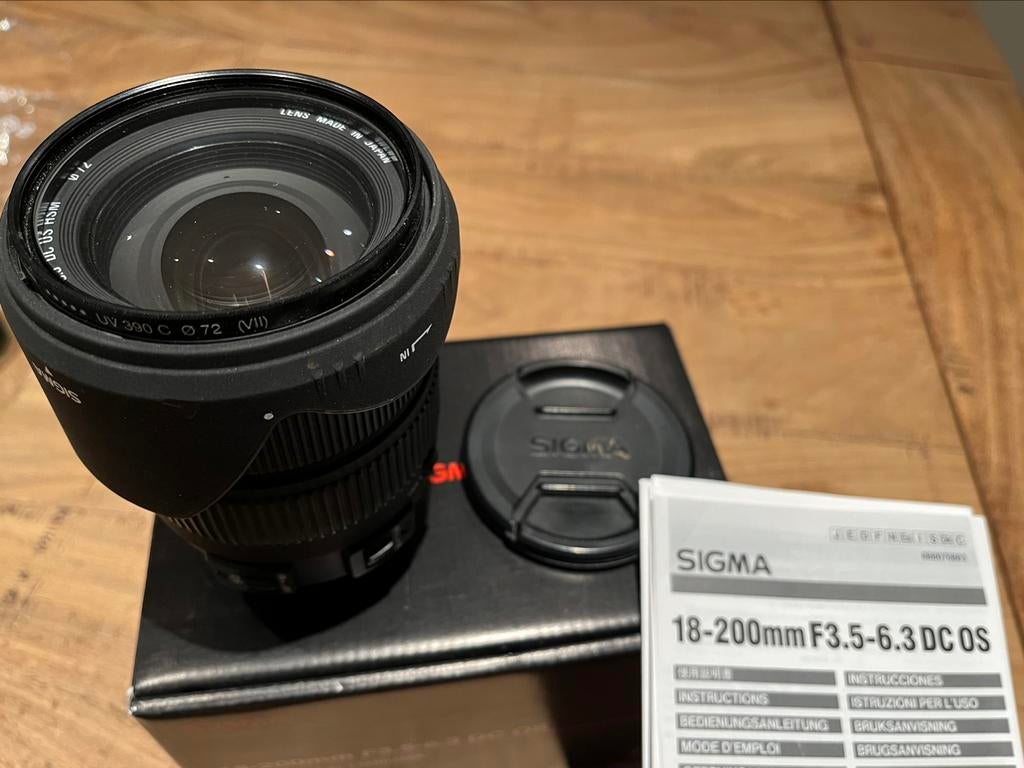 Lens sigma 18-200mm F3.5-6.3 DC OS, Audio, Tv en Foto, Ophalen of Verzenden, Zo goed als nieuw