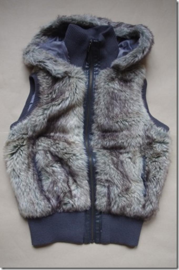Bodywarmer in pels met kap, Ophalen of Verzenden, Zo goed als nieuw, Grijs
