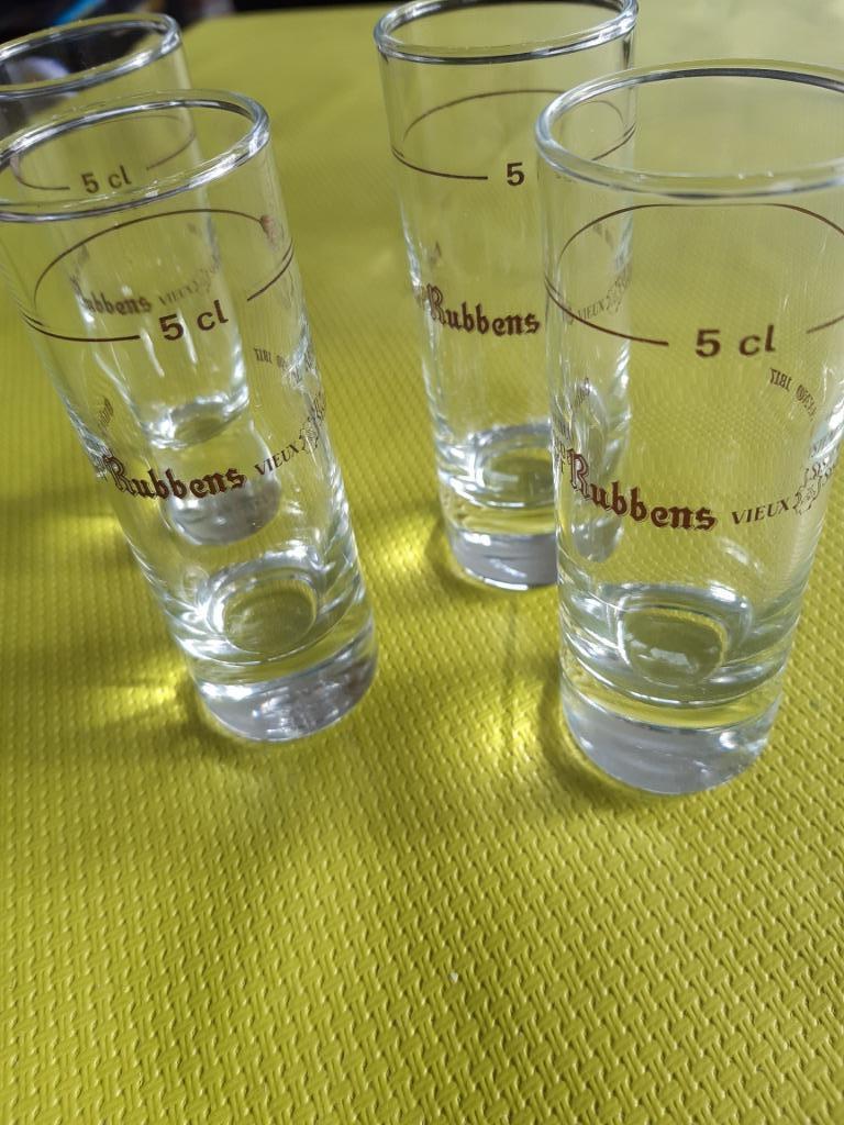 setje 4 jeneverglaasjes druppelglaasjes, Verzamelen, Ophalen of Verzenden, Zo goed als nieuw