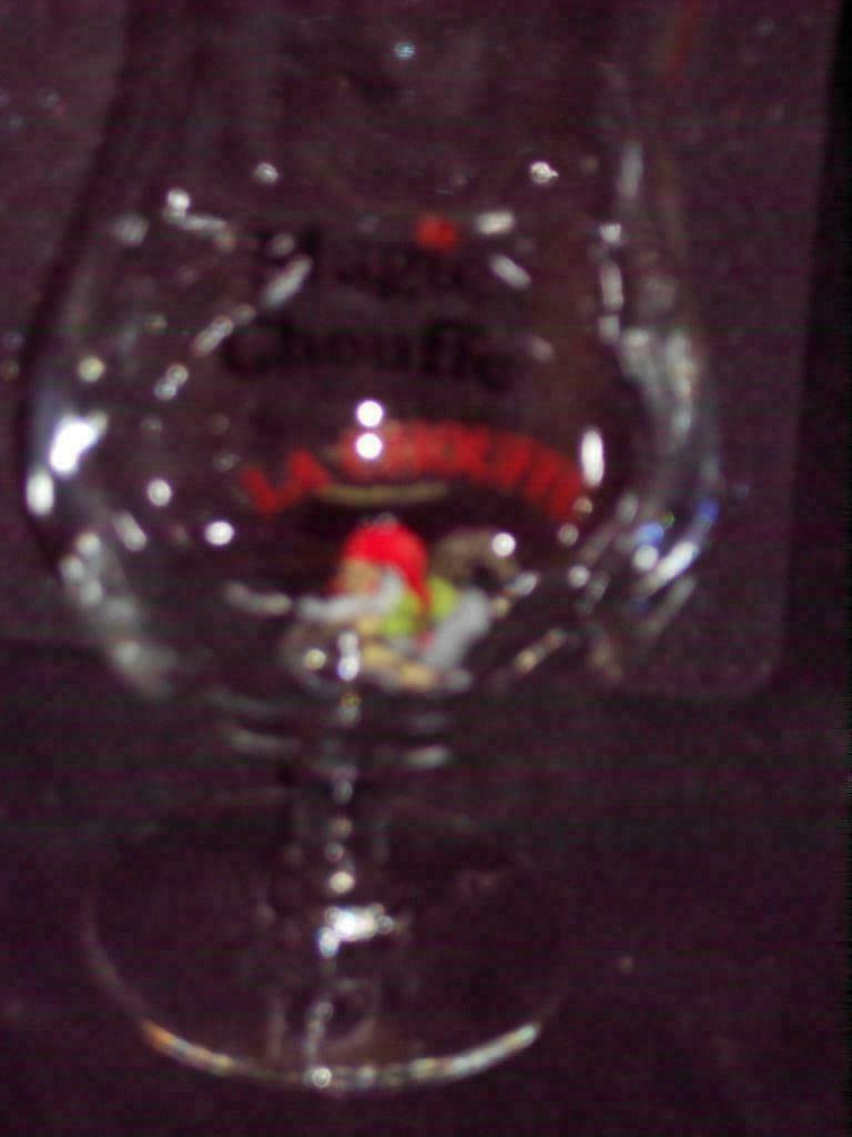 Bierglazen.La Chouffe .Magic Chouffe.Moortgat Duvel .D 71, Enlèvement ou Envoi, Comme neuf, Verre ou Verres, Duvel