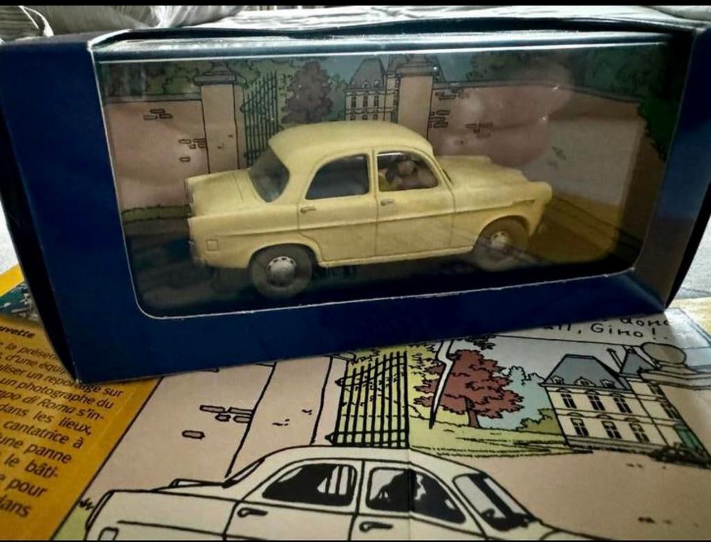 Kuifje auto  1:43 de alfa giulietta uit juwelen b castafiore, Ophalen of Verzenden, Kuifje, Zo goed als nieuw