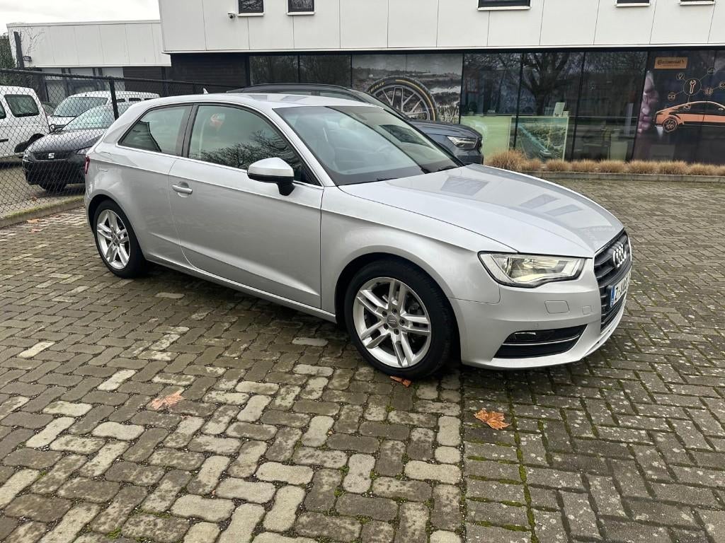 AUDI A3 DSG 150 PK, Autos, Cuir, Achat, 110 kW, Entreprise