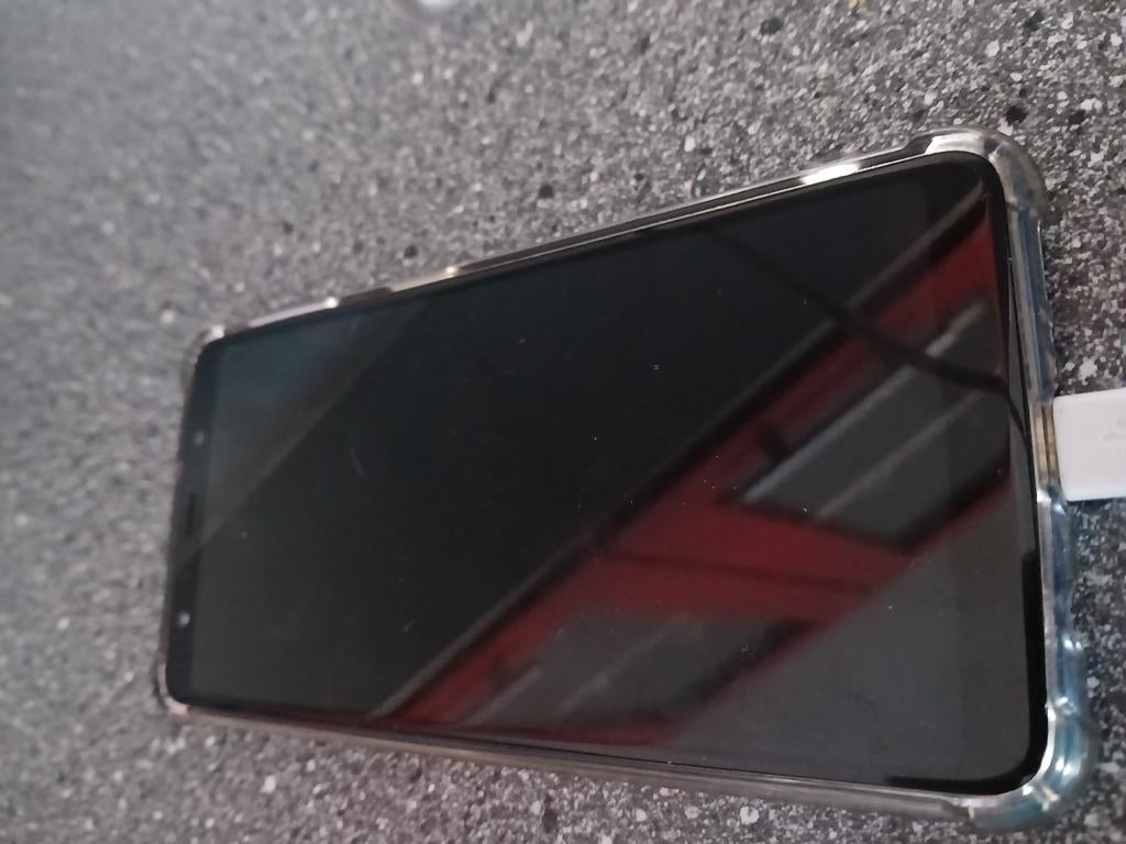 lot de le gsm  a reparés ou pour pieces a discuter, Télécoms, Autres systèmes, Enlèvement ou Envoi, 3 à 6 mégapixels, Utilisé