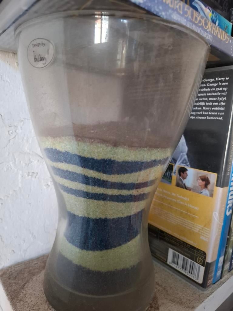 2 vazen met gekleurd zand, Huis en Inrichting, Woonaccessoires | Vazen, Ophalen