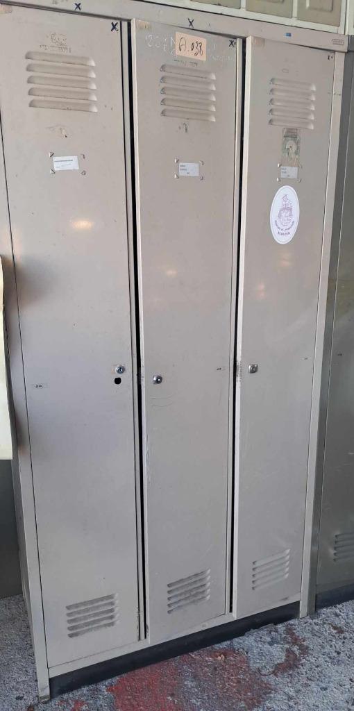 Vintage locker kast kasten retro decoratie meubelen mancave, Ophalen, Gebruikt, Vintage