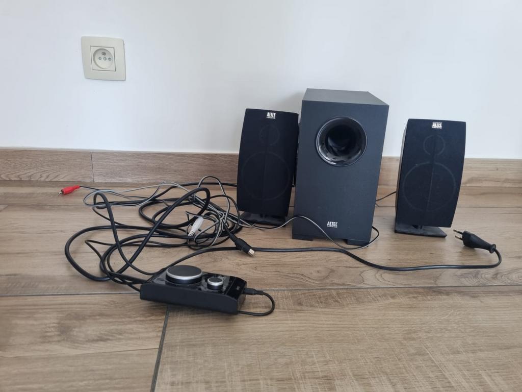 Sub + enceinte pour pc, Informatique & Logiciels, Enlèvement, Comme neuf