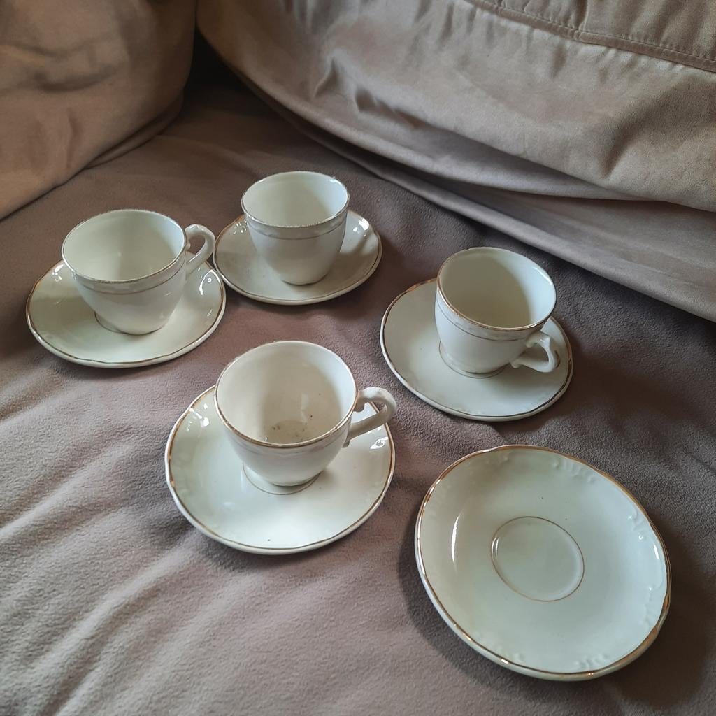 Boch tassen (4) - 5 schoteltjes . 15 euro ., Ophalen of Verzenden