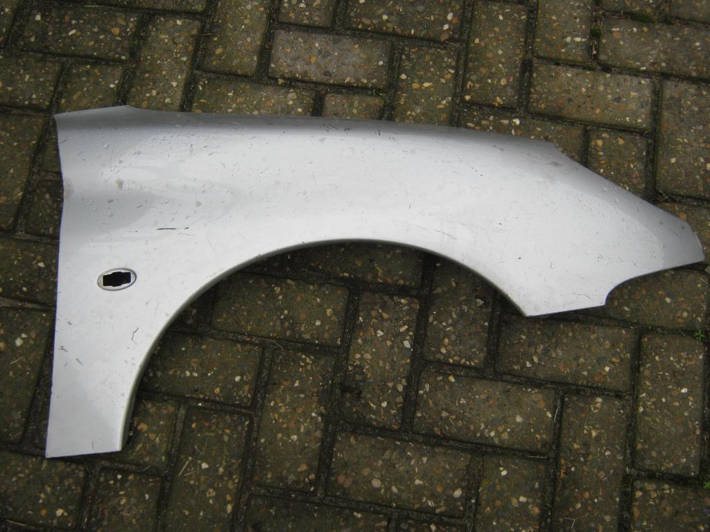rechtervleugel voor peugeot 206 heeft verf krassen, Auto-onderdelen, Gebruikt, Voor, Ophalen of Verzenden, Spatbord