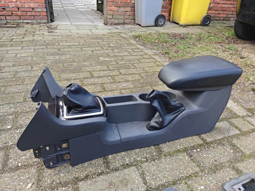 Ford focus mk2 middenconsole met armsteun, Ophalen, Ford