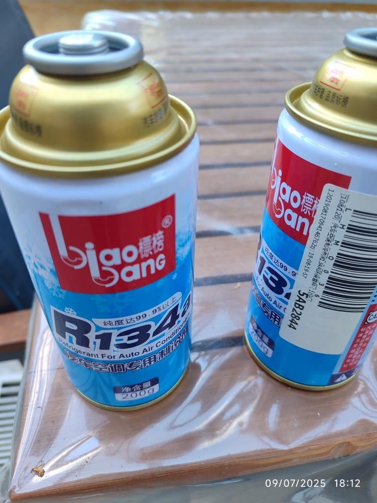 2 bombonne R 134a climatisation + raccord et tuyau, Enlèvement ou Envoi, Neuf