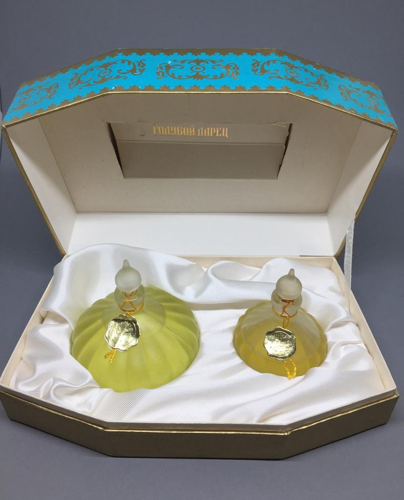 NOVAYA ZARYA Oud vintage Russisch parfum uit de jaren 50, Verzamelen, Ophalen of Verzenden, Zo goed als nieuw