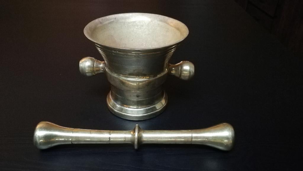 Bronzen vijzel met stamper, Ophalen, Brons