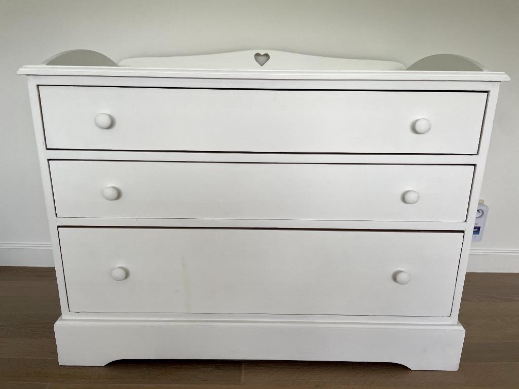 Kast, 3 of 4 laden, Ophalen