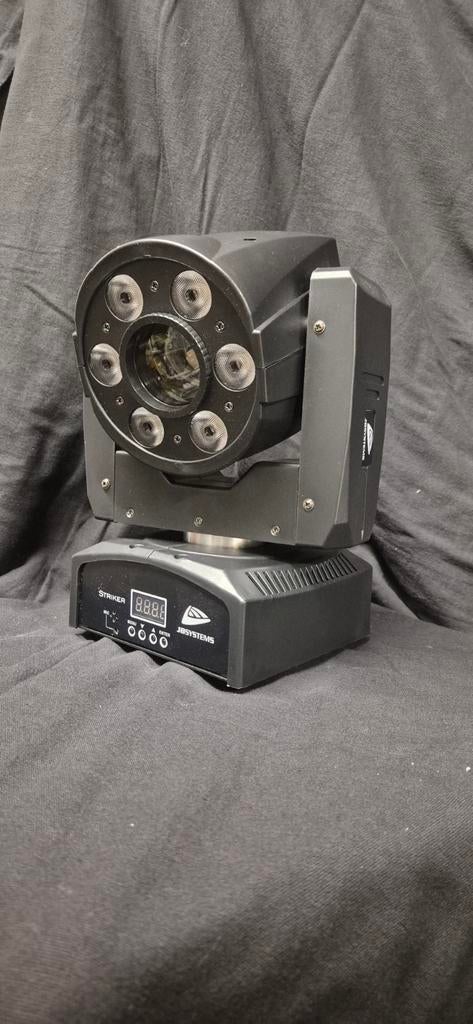 JBsystems STRIKER lyre à LED Spot 30W et Wash 6 x 8W, Musique & Instruments, Lumières & Lasers, Enlèvement