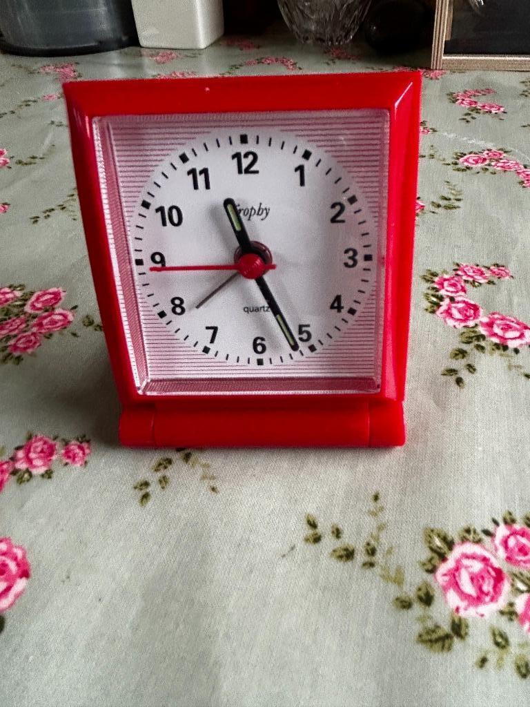 * reiswekker / uurwerk rood, Enlèvement ou Envoi