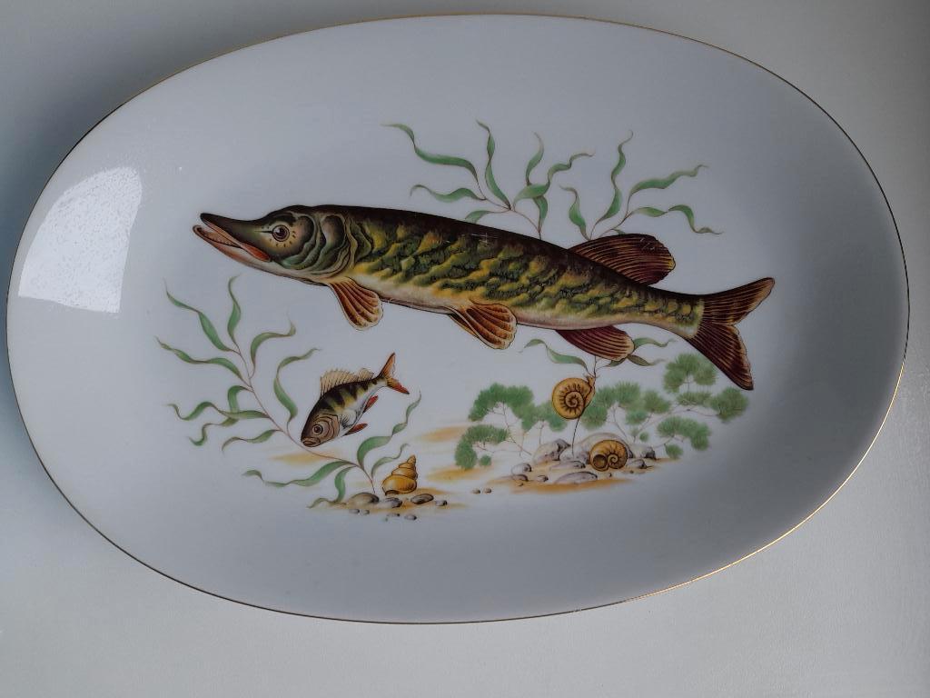 Porceleinen servies voor vis, Huis en Inrichting, Ophalen of Verzenden, Zo goed als nieuw, Bord(en)