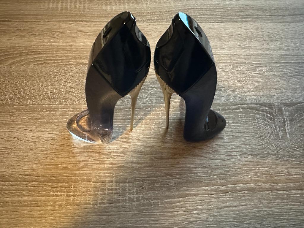 Parfum Carolina Herrera Good Girl (80ml), Ophalen of Verzenden, Zo goed als nieuw