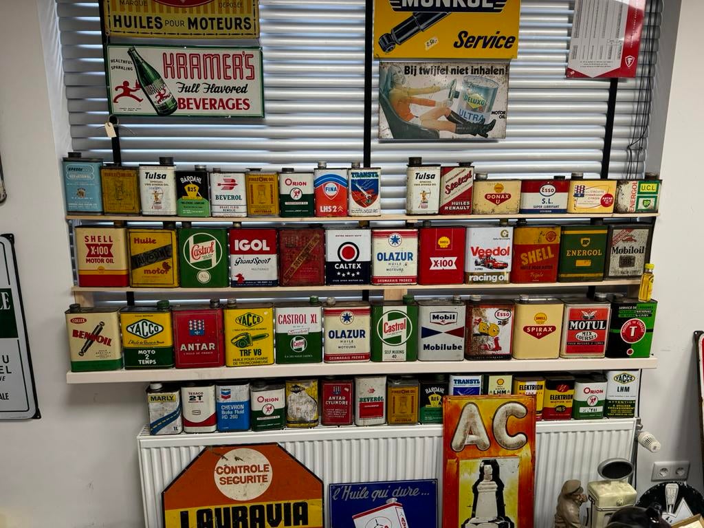 Grote voorraad olie blikken te koop, Ophalen of Verzenden, Gebruikt, Verpakking