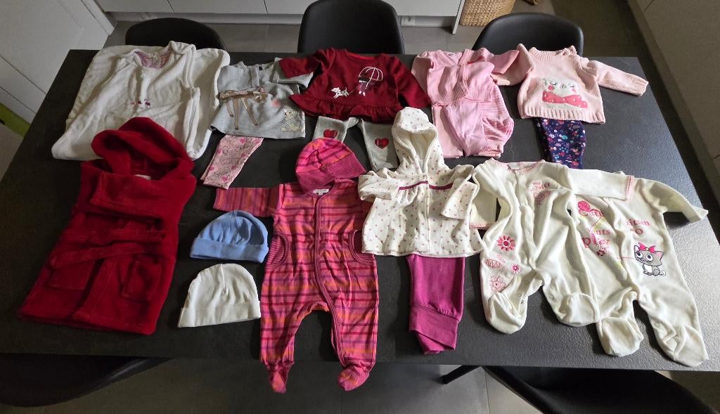Babykleertjes maatje 56/62, Ophalen, Zo goed als nieuw, Maat 56