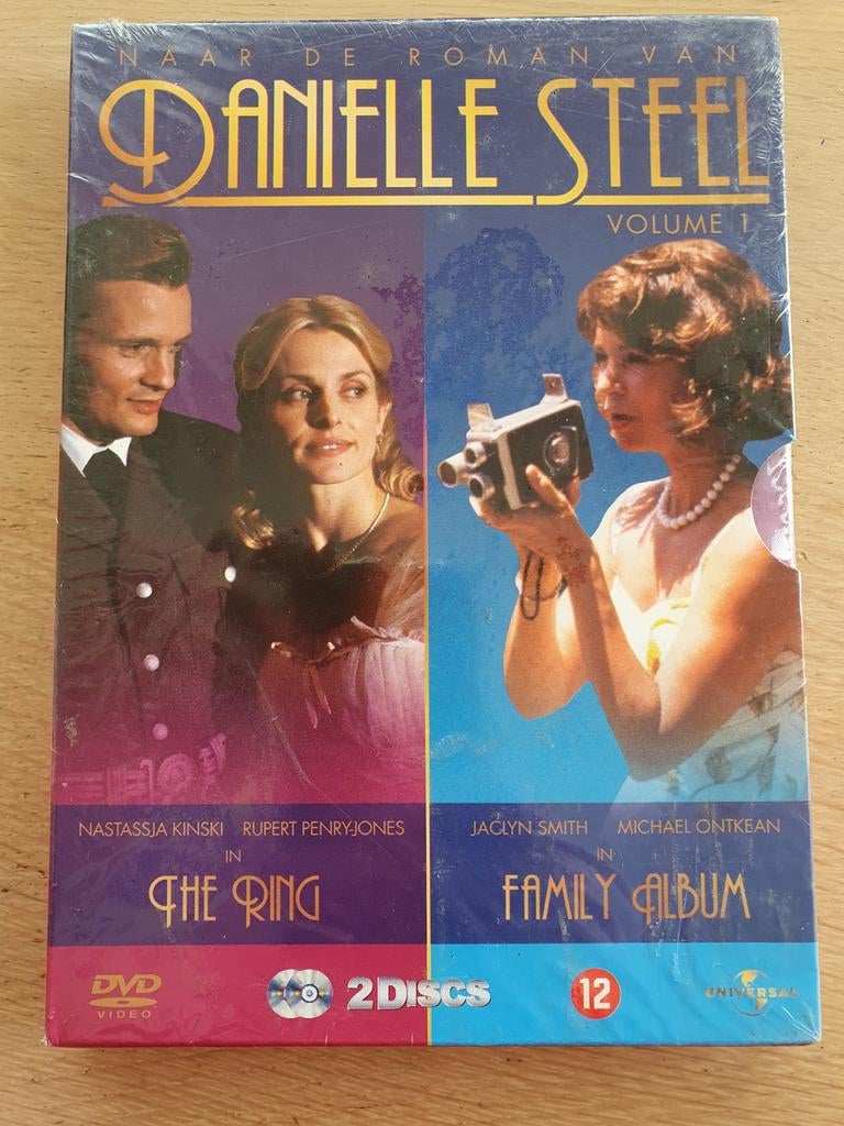 Danielle Steel - The Ring + Familiy Album - Nieuw !, Boxset, Drama, Ophalen of Verzenden, Nieuw in verpakking