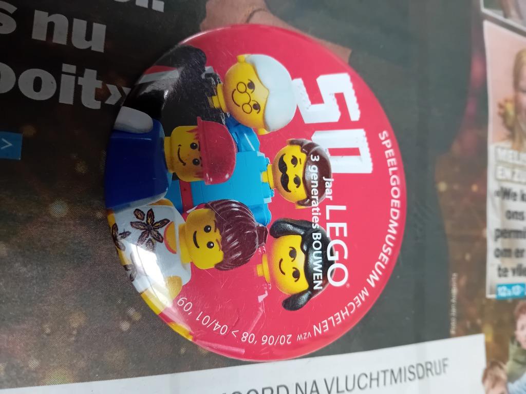 Badge 50 jaar lego, Kinderen en Baby's, Speelgoed | Duplo en Lego, Ophalen of Verzenden, Zo goed als nieuw, Lego