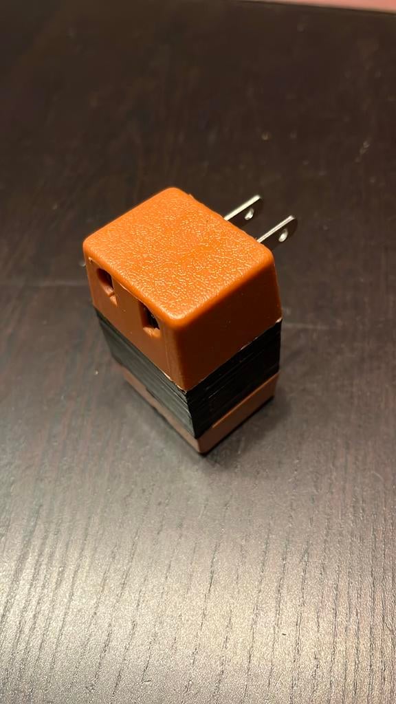 Elektrische Stekker voor buitenland, Elektronische apparatuur, Ophalen, Zo goed als nieuw