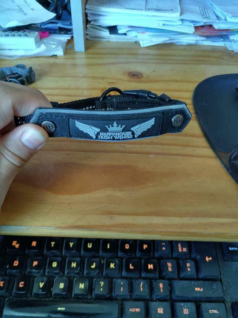Collier chien taille m happy house, Dieren en Toebehoren, Ophalen, Zo goed als nieuw
