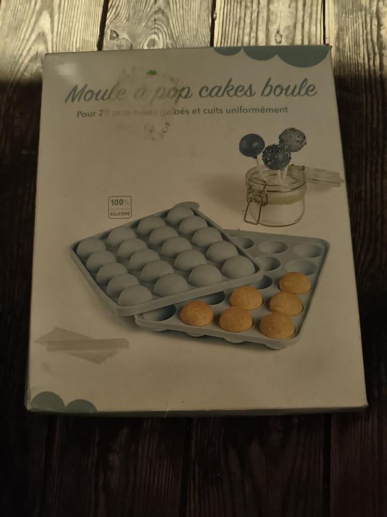 Moule a pop cakes boule, Ophalen of Verzenden, Zo goed als nieuw, Bakvorm
