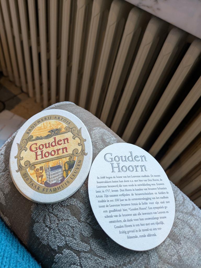 Gouden hoorn, Verzamelen, Biermerken, Ophalen of Verzenden, Zo goed als nieuw, Viltje(s)