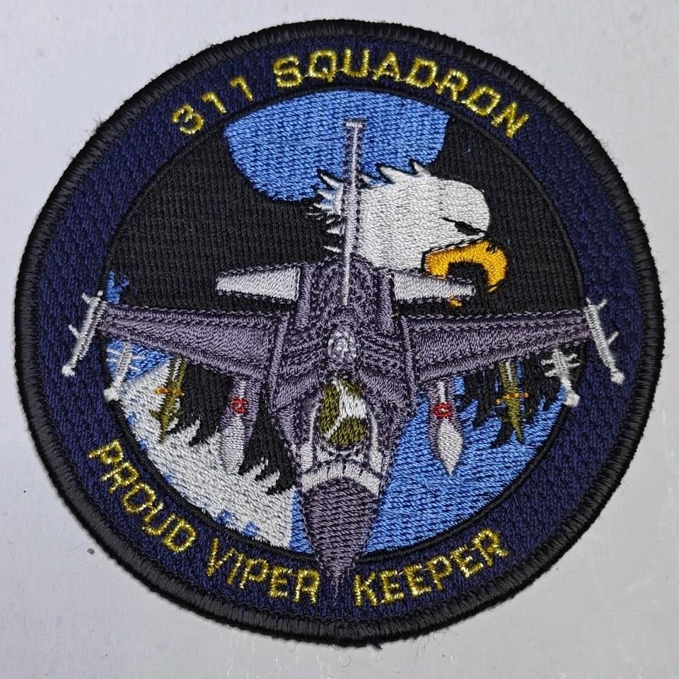 311 SQN Proud Viper Keeper F-16 NL, Collections, Enlèvement ou Envoi, Armée de l'air, Emblème ou Badge