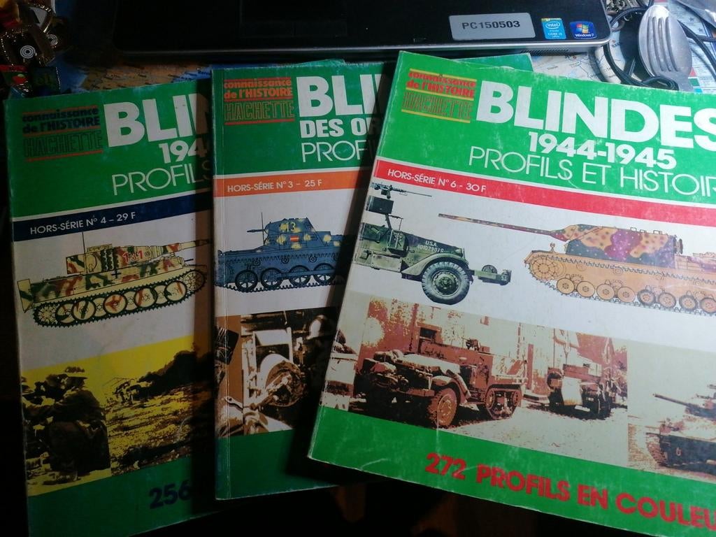 Blindés. Hors série., Enlèvement ou Envoi, Utilisé