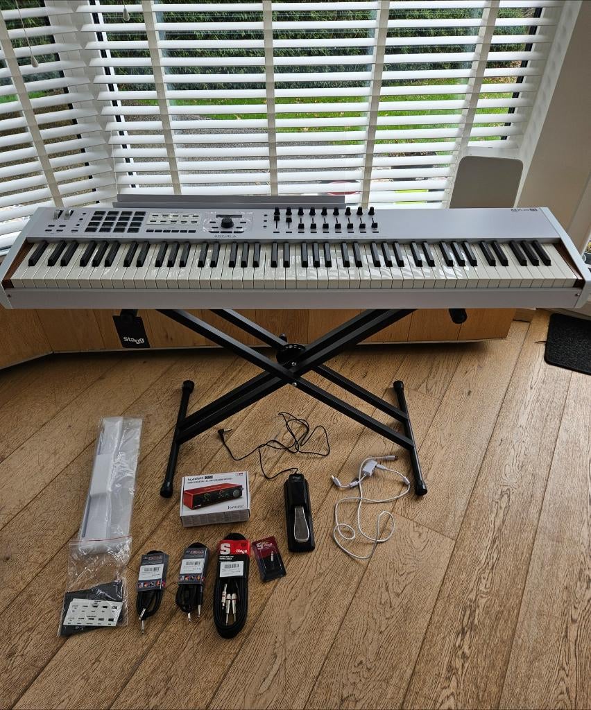 Midi Keyboard arturia keylab 88 mkii, Autres marques, 88 touches, Avec pied, Comme neuf