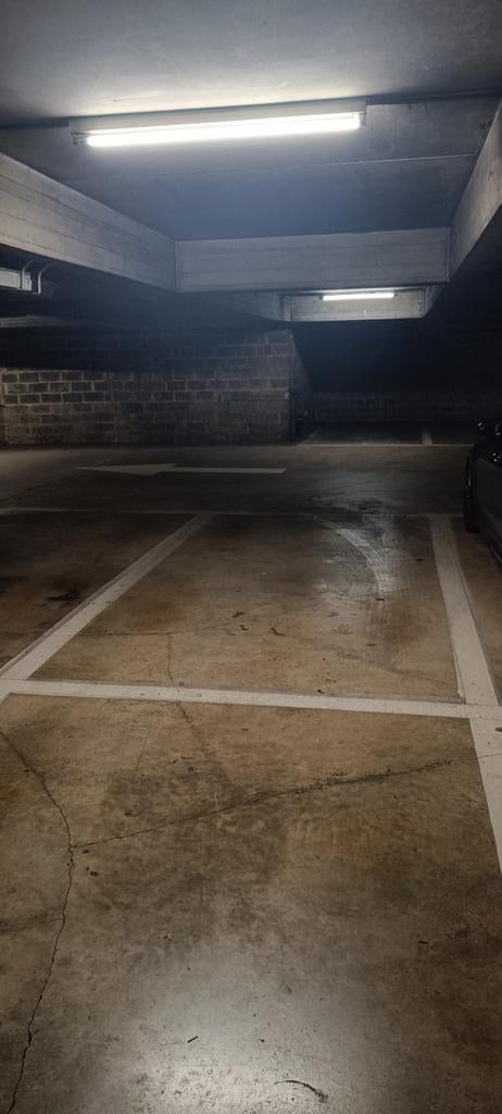 Te koop autostaanplaats te Antwerpen, Immo, Garages en Parkeerplaatsen