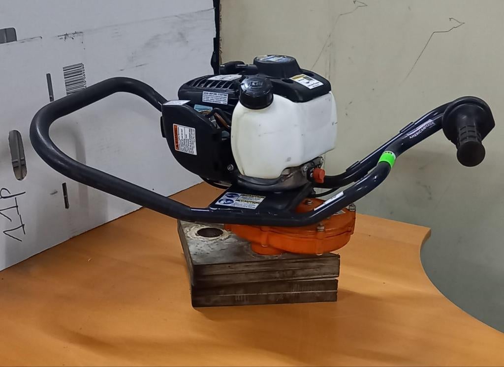 Grondboor Honda GX35, Enlèvement, Tarière