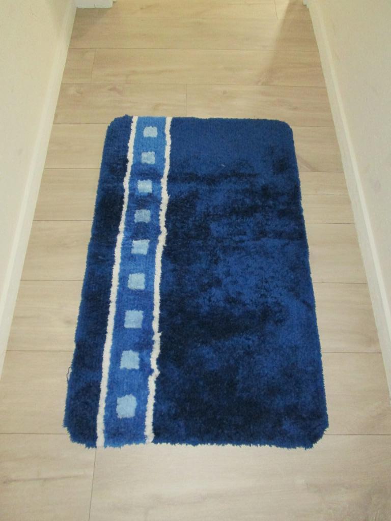 Badmat, Ophalen, Zo goed als nieuw, Blauw, Badmat