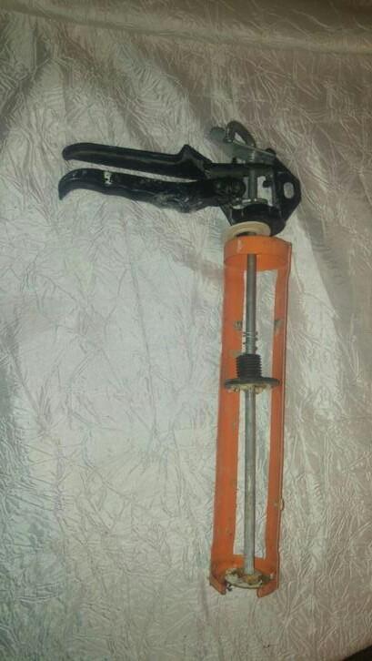 Pompe à silicone mastic, Enlèvement ou Envoi
