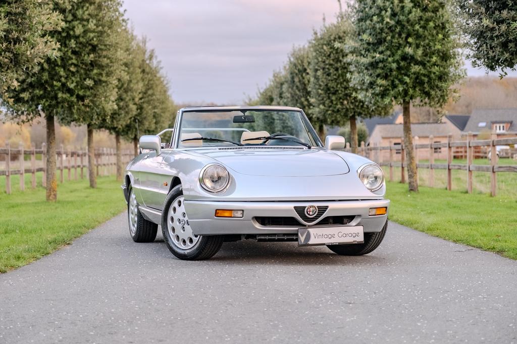 Alfa Romeo Spider 2.0 1991, Auto's, Achterwielaandrijving, 4 cilinders, Cabriolet, Spider