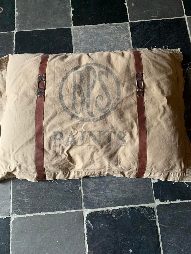 Joli pouf / coussin de chaise longue cool fait à la main, Enlèvement ou Envoi, Comme neuf