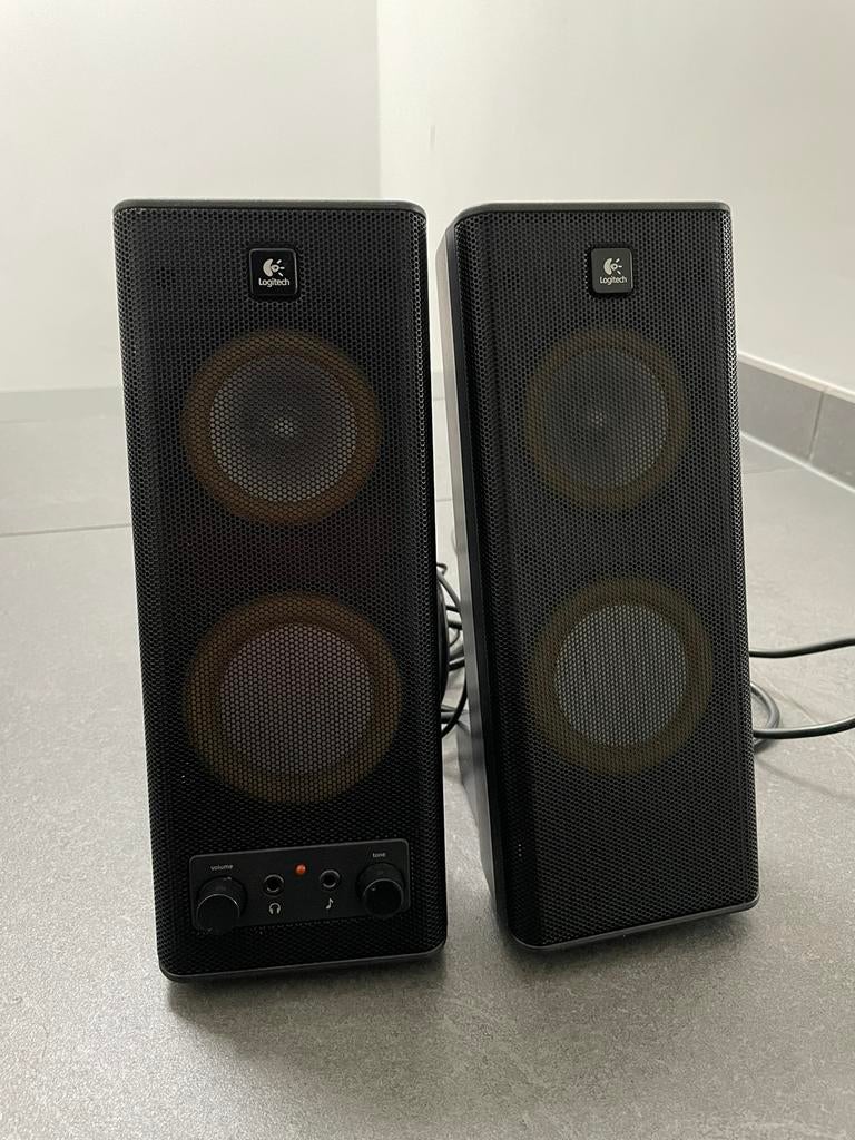 Logitech speaker boxen PC, Audio, Tv en Foto, Luidsprekerboxen, Ophalen of Verzenden, Zo goed als nieuw, Overige merken