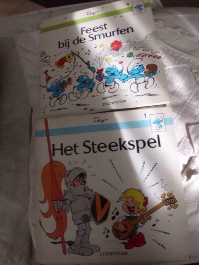 2 SMURFEN KINDERBOEKJES 1975, Boeken, Stripverhalen, Gelezen, Ophalen of Verzenden, PEJO, Meerdere stripboeken
