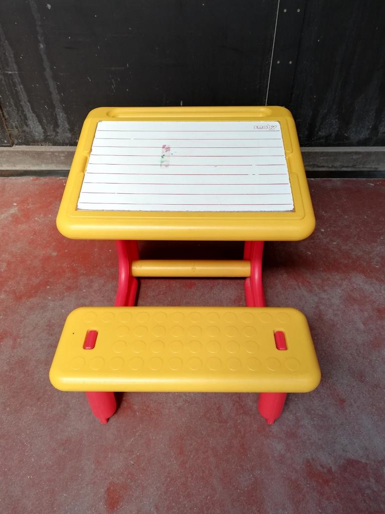 Poussette pour poupées + bureau enfant + Maxi Cosi, Enlèvement, Utilisé