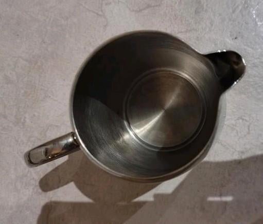 Pichet à lait métalique pour café ou autre - occasion., Enlèvement ou Envoi, Utilisé