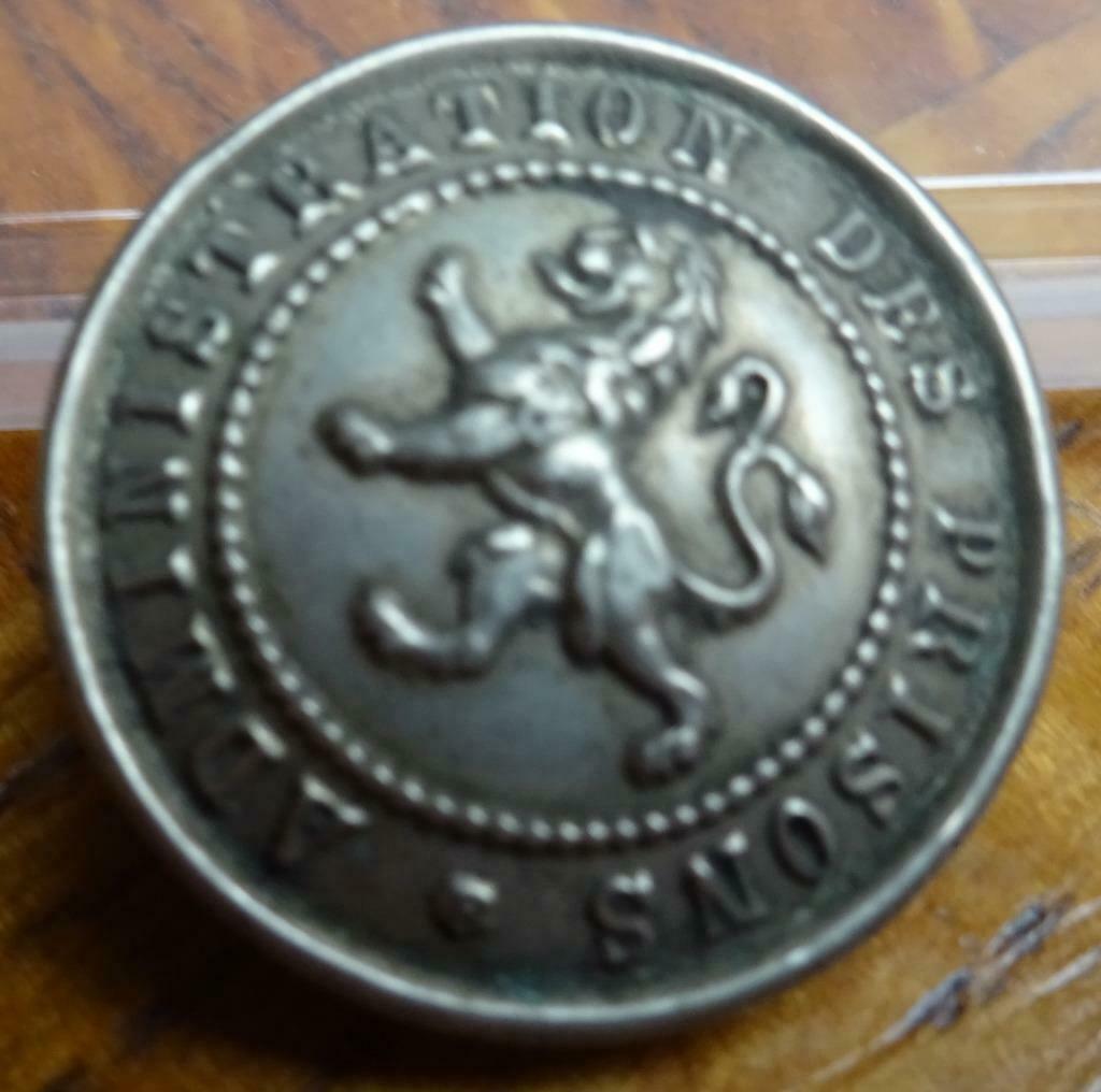 Bouton d'uniforme antique, Collections, Enlèvement ou Envoi, Autres, Emblème ou Badge