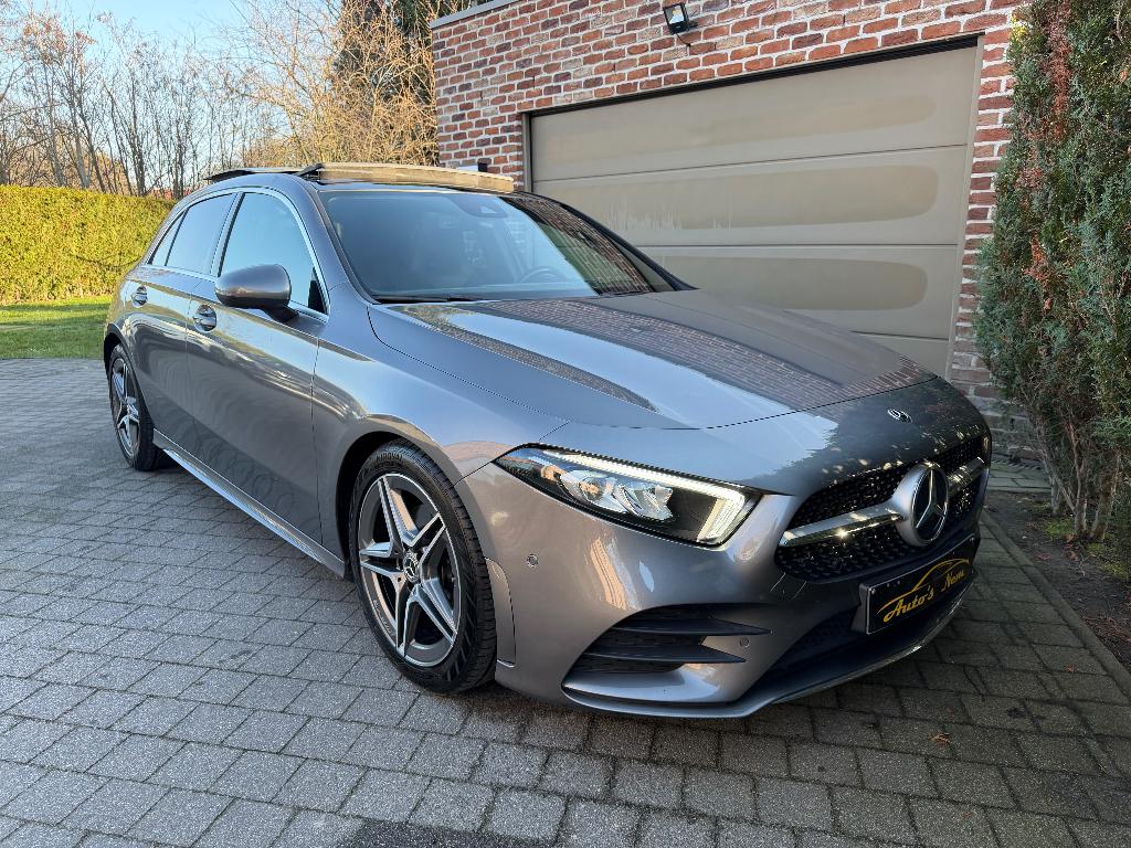 Mercedes A 180 AMG Line,GARANTIE,PANO,LED,NAVI,ACC,PDC,CAMER, Auto's, Mercedes-Benz, 4 cilinders, Lichtsensor, Alcantara, https://public.car-pass.be/vhr/5ddfb397-cdc8-49c6-9476-e5bc6443d455