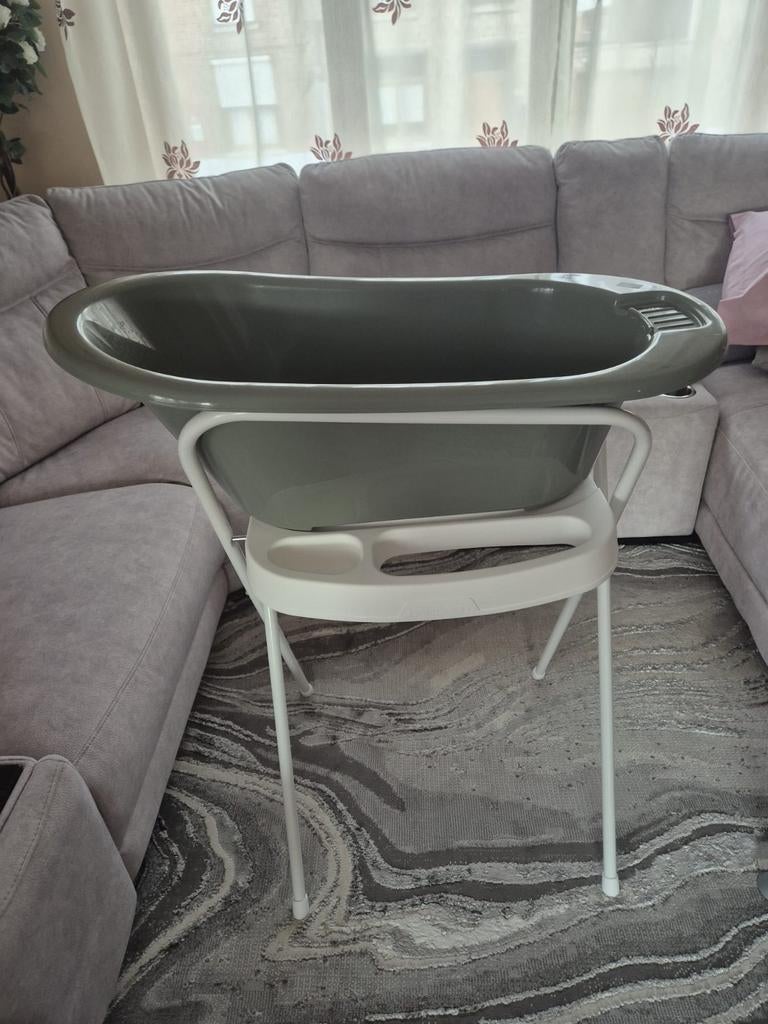 Support et baignoire Bébé-Jou jamais utilisé(nouveau), Baignoire, Bébé-jou