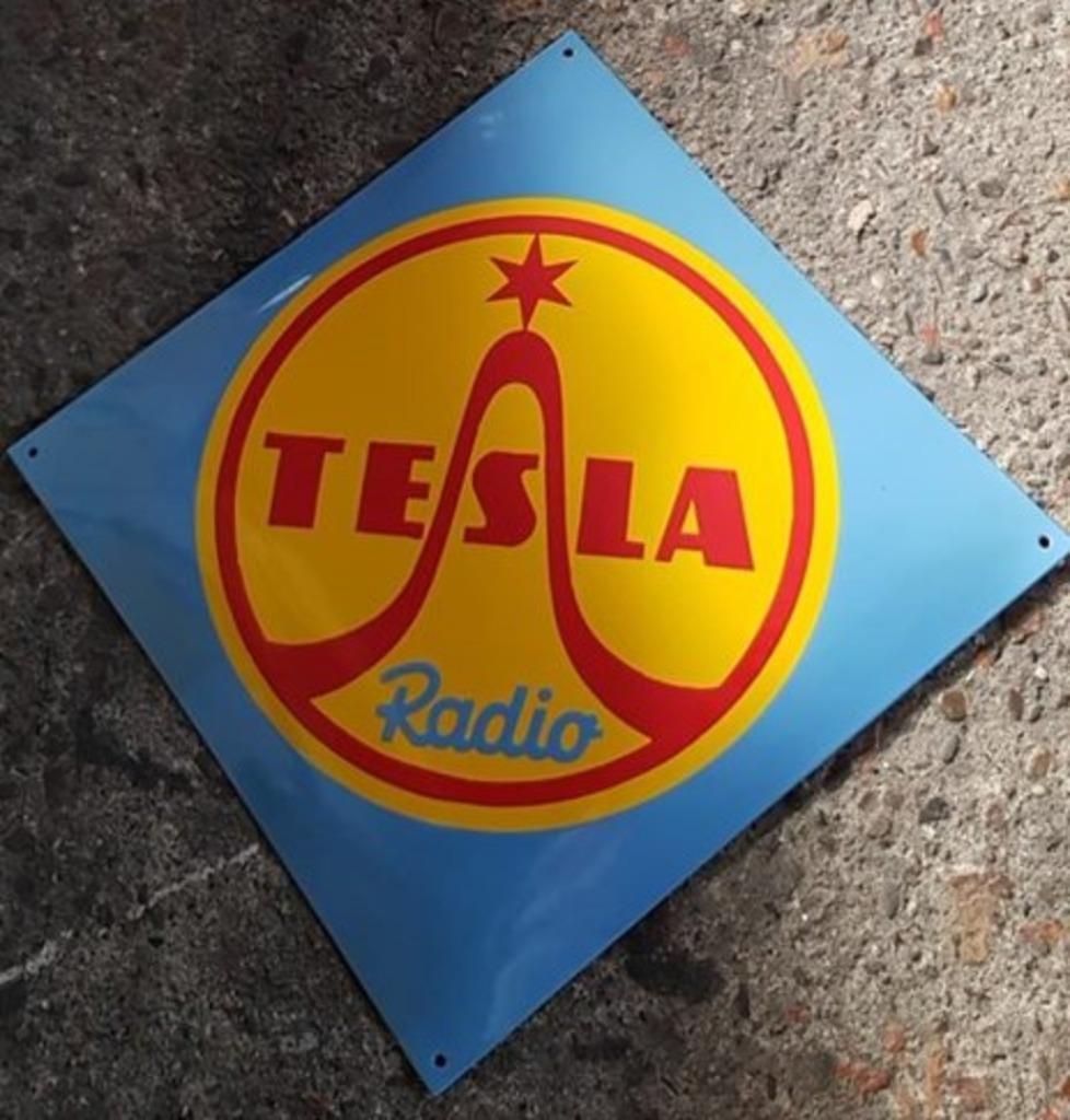 Tesla radio en lamp emaillen reclame bord retro decoratie, Verzamelen, Ophalen of Verzenden, Zo goed als nieuw, Reclamebord