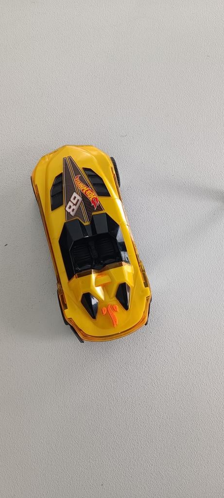 Grote hotwheel race auto, Kinderen en Baby's, Speelgoed |Speelgoedvoertuigen, Ophalen of Verzenden