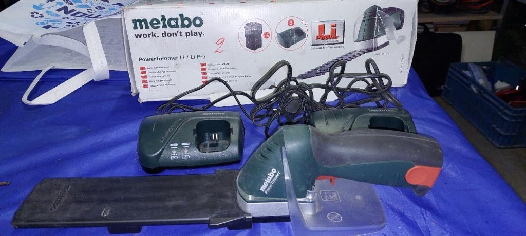 Metabo PowerTrimmer Li – professionele accusnoeischaar set, Ophalen, Zo goed als nieuw, Accu, Metabo